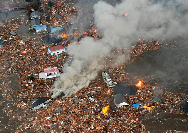 Japan Tsunami photos