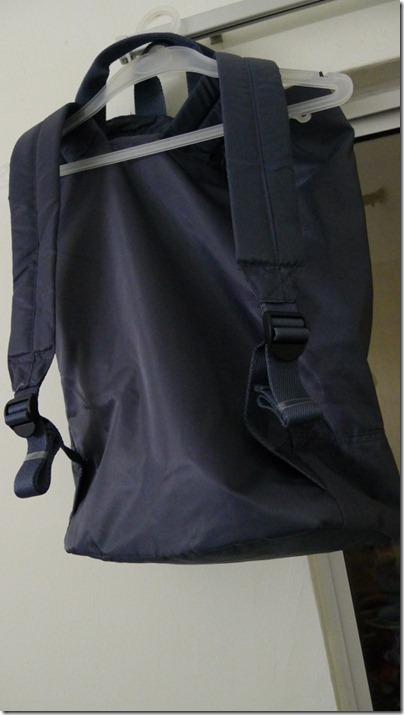 shoulder straps