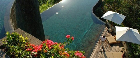 Infinity Pools at Ubud Hanging Gardens 7 تعرف على حدائق اوبود المعلقة ذات المستويات المتعددة  صور 