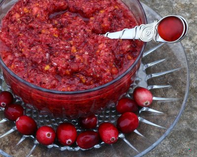 Cranberry Orange Relish with Fresh Ginger ♥ KitchenParade.com. Old-fashioned relish, just cranberries ground with a whole orange, updated with a little fresh ginger.