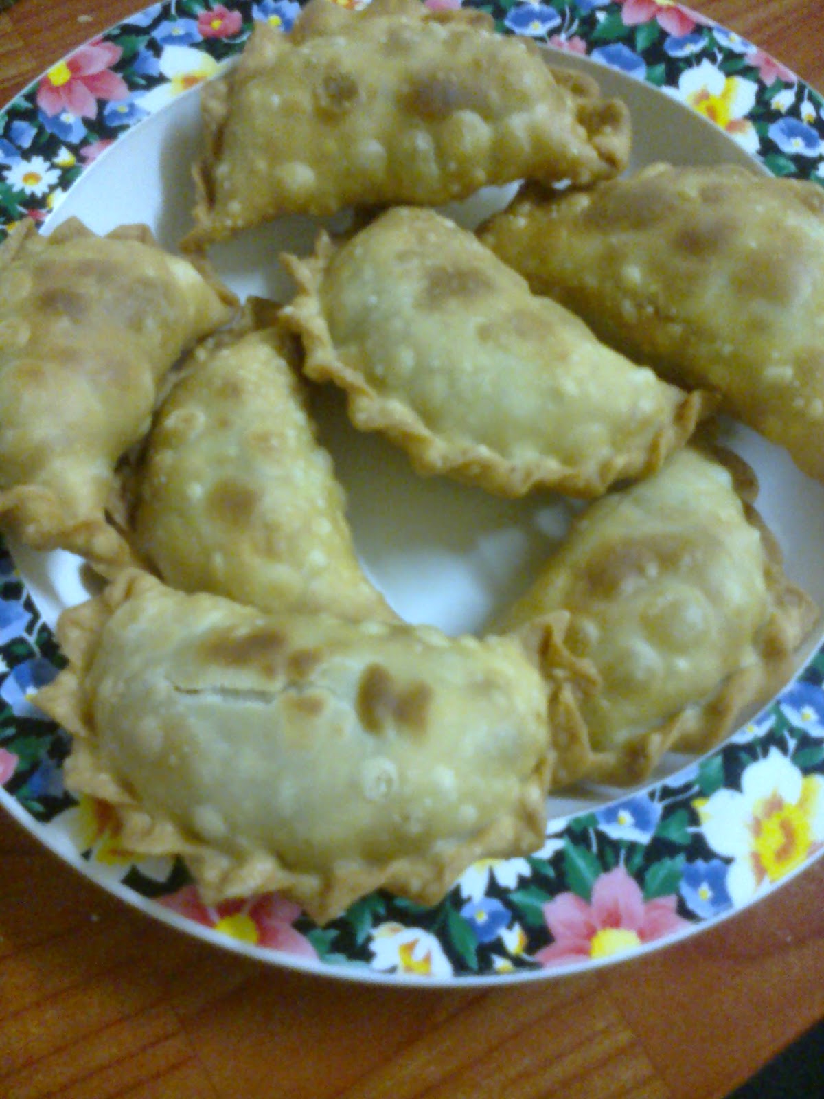 RUMAH KECILKU: Karipap frozen resepi MemBesar