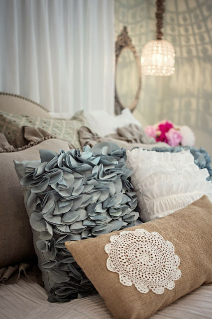 Decorative Pillows Bedroom