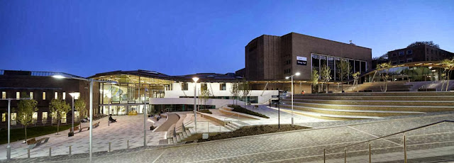 02-University-of-Exeter-Forum-by-Wilkinson-Eyre