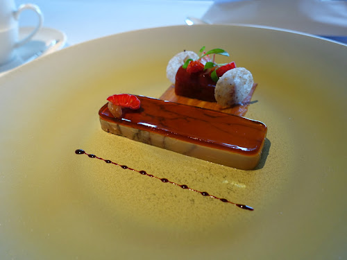 Foie gras terrine rhurbarb raspberry chutney - Caprice Four Seasons Hong Kong