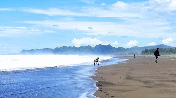 Asyik Bermain Air di Pantai Laguna, Dua Orang Asal Purworejo Hilang Di Seret Ombak