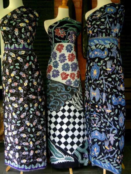  Batik  RatuDJagadan Kendal kain batik  tulis dengan  corak 