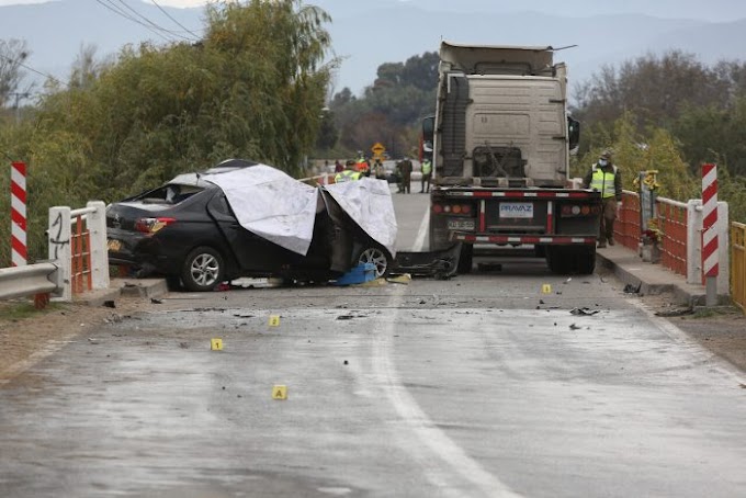 Seis fallecidos tras accidente vehicular entre camión y colectivo en María Pinto