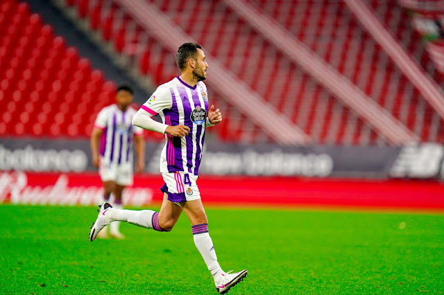 Kiko Olivas reapareció tras diez meses lesionado. ATHLETIC CLUB DE BILBAO 2 (Morcillo, Raúl García) REAL VALLADOLID C. F. 2 (Orellana, Weissman). 28/04/2021. Campeonato de Liga de 1ª División, jornada 33. Bilbao, Vizcaya, España, estadio de San Mamés.