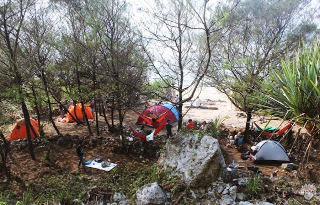 Menikmati Sejuknya Pantai Sanglen (journeyofalek.com) 5