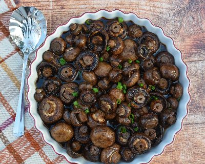 Simple Roasted Mushrooms, another healthy side dish ♥ KitchenParade.com. Just mushrooms, pantry ingredients.