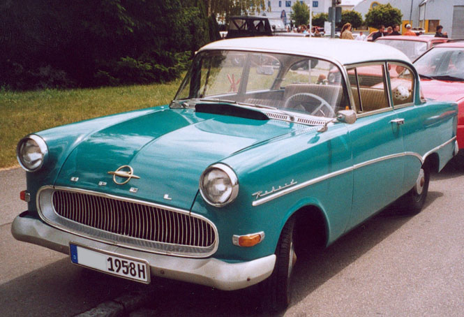 the Opel Record eye catching machine stylish and grand looking i'll be