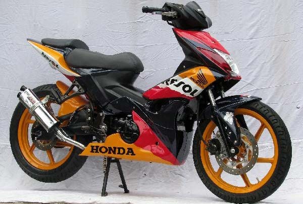 Motor-Cycle-Modifikasi: Modifikasi Honda Blade 2011
