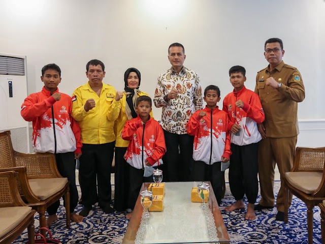 Musa Rajekshah Terima Empat Atlet Kungfu Tradisional Asal Samosir