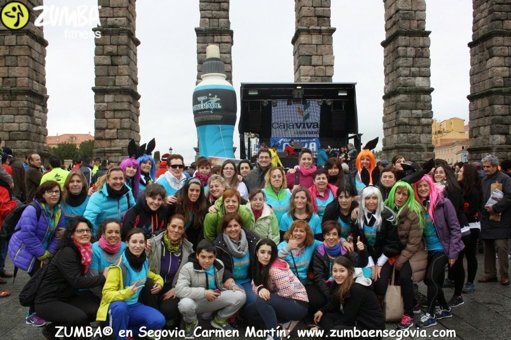 MASTER CLASS ZUMBA EN CARNAVAL durante CARRERA MONUMENTAL