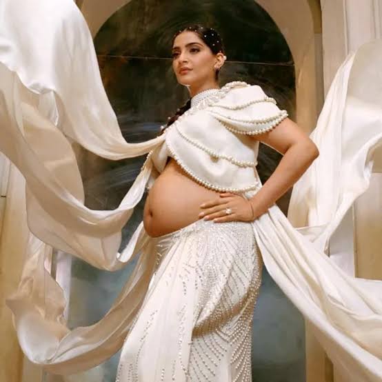 Bollywood star sonam Kapoor pregnancy