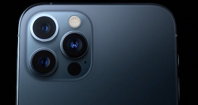 Is the iPhone 13 with 4 camera DSLR?