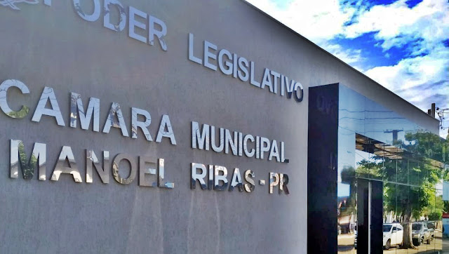 LEGISLATIVO DE MANOEL RIBAS DIVULGA LICITAÇÃO DE R$ 118 MIL PARA REFORMA DO PRÉDIO DA CÂMARA