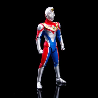 REVIEW SHFiguarts (Shinkocchou Seihou) Ultraman Dyna [ Flash Type ], Bandai