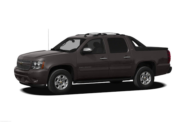 2011-Chevrolet-Avalanche-Black-Granite-Metallic