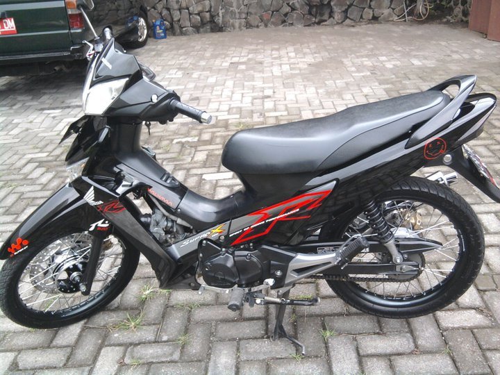 OtoEddy's Modified: MODIFIKASI "STRIPING STANDAR" SUPRA X 125