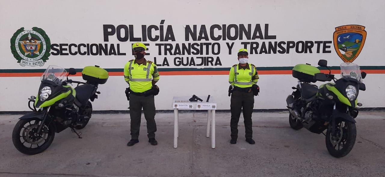 https://www.notasrosas.com/Policía Guajira lo sorprende en Riohacha, violando Medida de Detención Domiciliaria