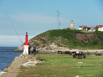 Faro de San Juan en la ría de Avilés. Grupo Ultramar Acuarelistas