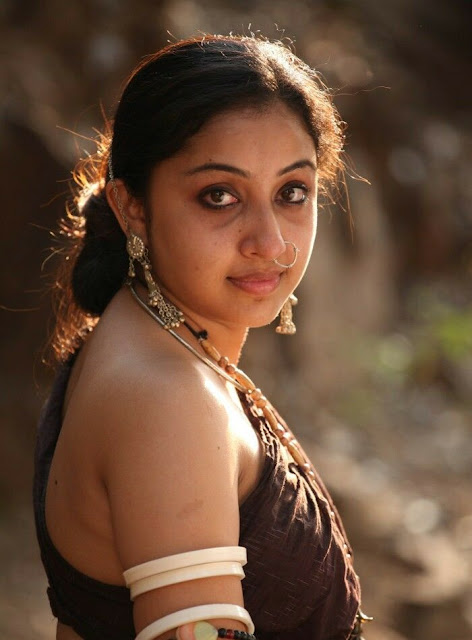 Nitya Das Beautiful Photogallery from Pachchai Kudai Movie