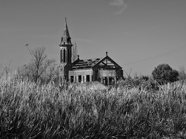 jiemve, LEOJAC, MONTAUBAN, Eglise inachevée, Abbé Garibaud