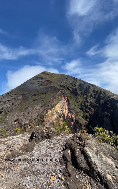 puncak gunung inerie