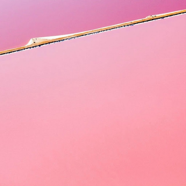 Pink Hutt Lagoon, Australia