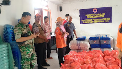 BPBD Sidrap Salurkan Ratusan Paket Bantuan Korban Banjir 