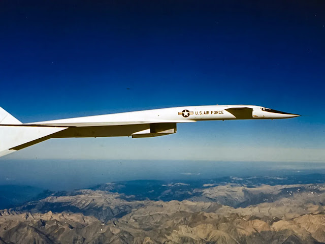 North American XB-70 Valkyrie