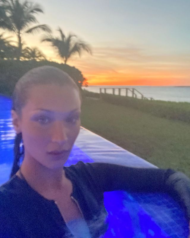 Bella Hadid raises questions by appearing in the pool in all her clothes