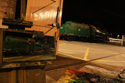 plein air nocturne oil painting of steam locomotive 3642 steaming outside the Large Erecting Shop, Eveleigh Railway Workshops by industrial heritage artist Jane Bennett