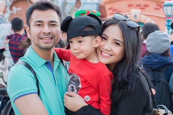 Habiskan 10 Miliar, Raffi Ahmad dan Sang Istri Keliling Dunia 