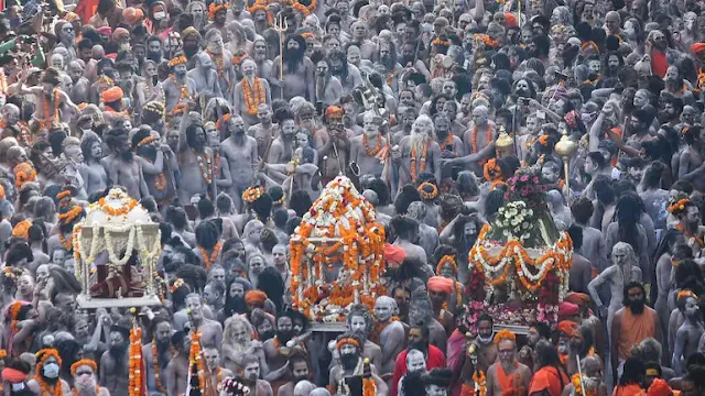 Menilik Kumbh Mela, Festival Keagamaan Hindu yang Picu Tsunami COVID-19 di India