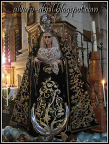 dolores-alcala-besamanos-2011-alvaro-abril-(9).jpg