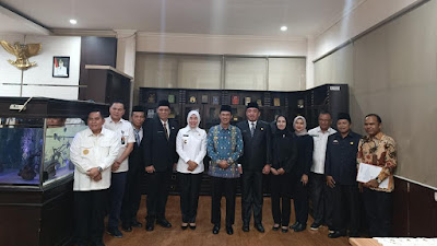 Ikhsan Tosni Resmi Jabat Sekwan DPRD Palembang, Akhmad Piping Naik Jabatan