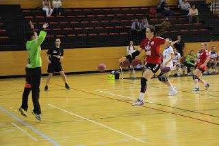 El Balonmano Zuazo cae 30-33 ante el Granollers