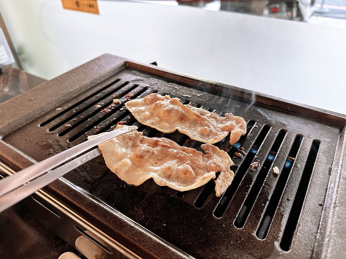 台南美食｜東區　炫一人燒肉｜一人就能吃不需揪團享用日式燒肉店｜台南單人燒肉店