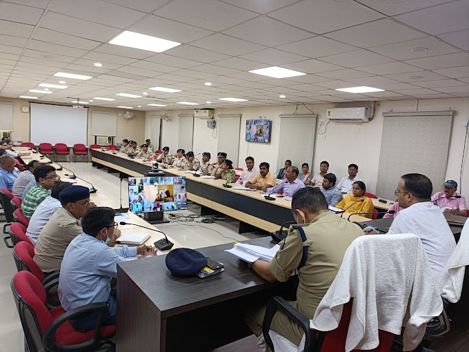 शांतिपूर्ण एवं सौहार्दपूर्ण वातावरण में संपन्न होगा बकरीद का पर्व - जिलाधिकारी 