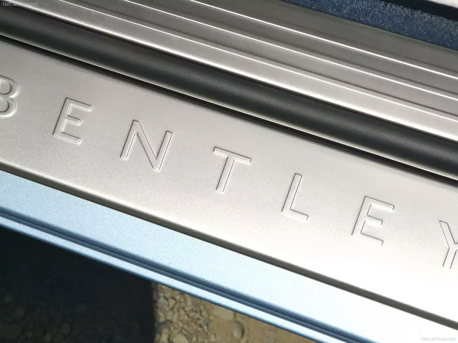 Hình ảnh xe ô tô Bentley Continental GT 2009 & nội ngoại thất