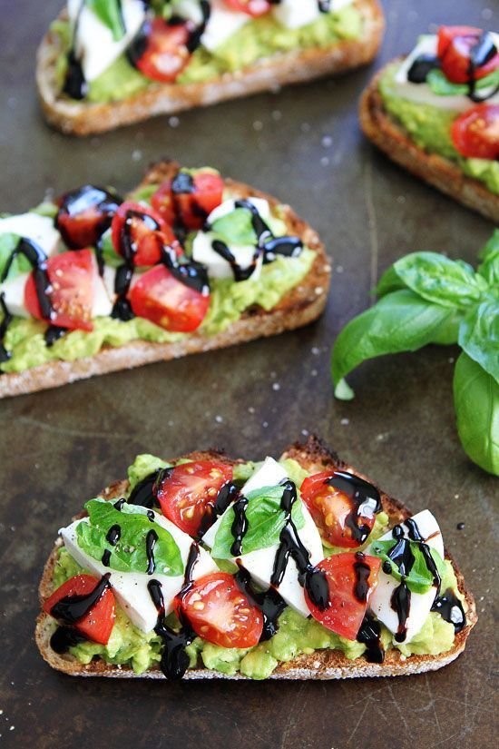 Caprese Avocado Toast - Caprese salad meets avocado toast! This is the BEST avocado toast and it’s so easy to make! It’s great anytime of day!