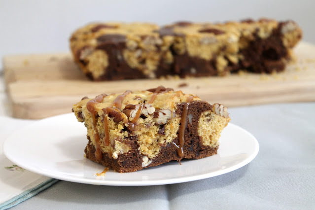 Brownie cookie de caramelo salado