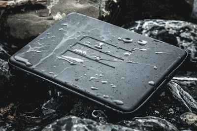 Protect Your Laptop From Shocks Or Splashes With The Ultra-Slim Subtech Drycase Cover