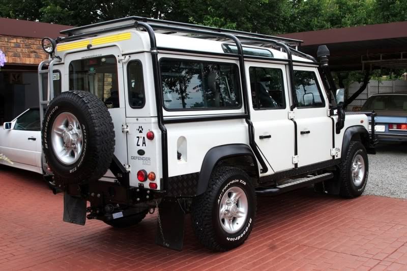 LAND ROVERS Defender 90 Defender 110 Defender 110 PickUp Defender 110 