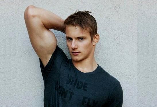 You can see Alexander Ludwig in the blockbuster scifi thriller 