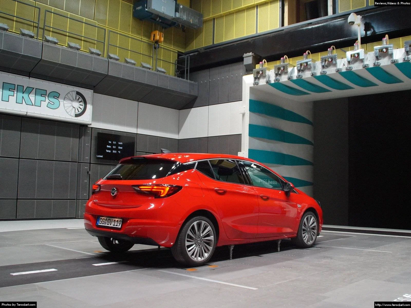 Hình ảnh xe ô tô Opel Astra 2016 & nội ngoại thất