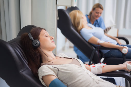 Selain mencegah penyakit yang mengerikan, donor darah juga sangat membantu orang yang membutuhkan