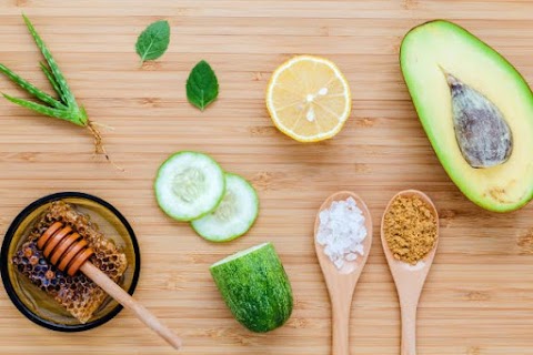 Bahan - Bahan Masker Alami  Murah Yang Ada Di Dapur Kamu 